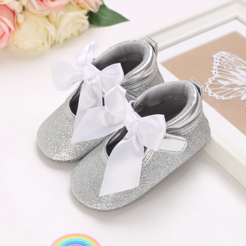 Cute 0-18M Spring Newborn Silver Baby Shoes Non Slip Cloth Bottom Girl Shoes Elegant Breathable Casual Baby First Walking Shoes