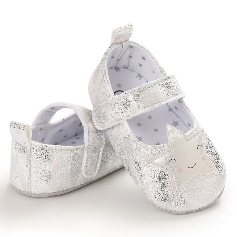 Cute 0-18M Spring Newborn Silver Baby Shoes Non Slip Cloth Bottom Girl Shoes Elegant Breathable Casual Baby First Walking Shoes
