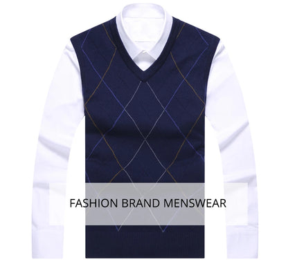 2025 New Fashion Brand Sweater For Men's Pullover Vest Slim Fit Jumpers Knitwear Plaid Autumn Korean Style Casual Men Clothes