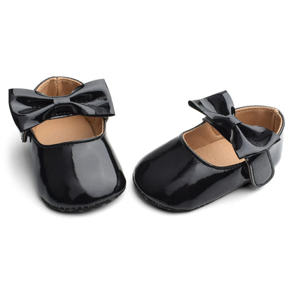 New Newborn Baby Girls Shoes Patent Leather Buckle First Walkers with Bow Red Black Pink White Soft Soled Non-slip Crib Shoes