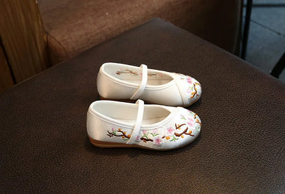Girls Hanfu Flats Shoes Chinese Style Kids Princess Embroidery Cloth Shoes Dance Versatile Children's Ancient Dress Up Loafers
