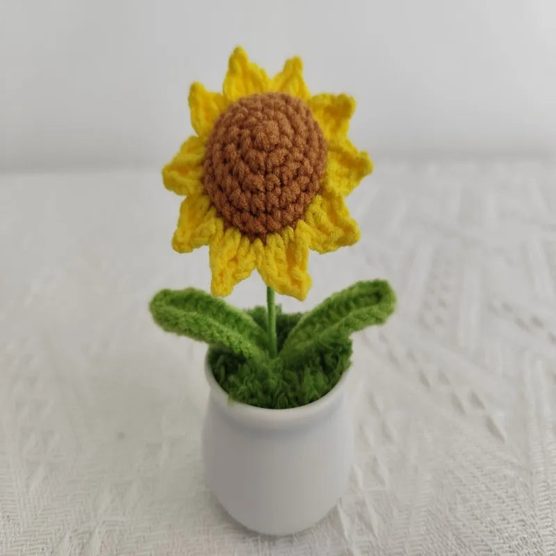 Handmade yarn, hooks, flowers, sunflowers, potted plants, home décor, wedding decorations, holiday gifts