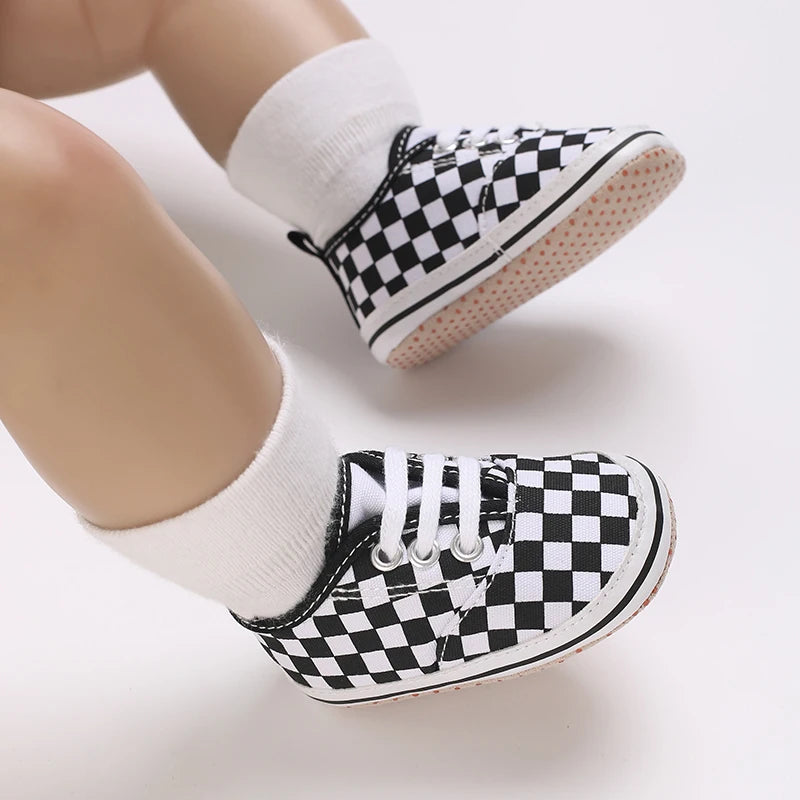 Newborn Baptist Shoes New Leather Gentleman Shoes Anti-slip Soft Bottom Indoor Baby Boys and Girls Casual Shoes Walking Shoes