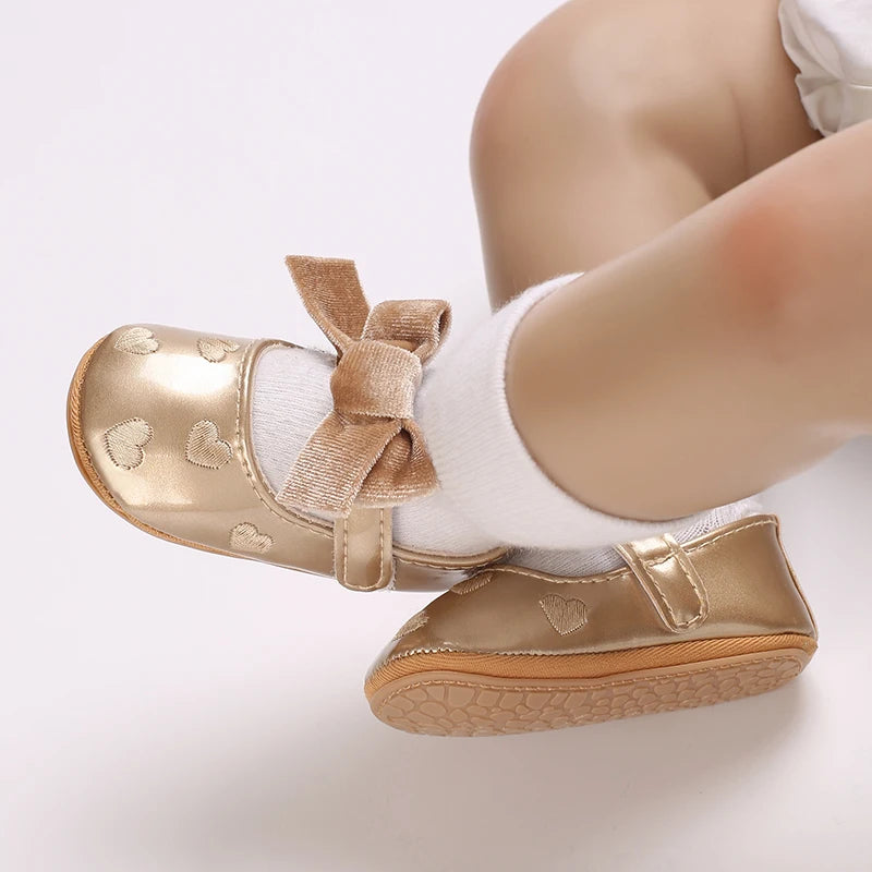 Baby Girls Cute Moccasins Heart Pattern Bowknot Soft Sole PU Leather Flats Shoes First Walkers Non-Slip Princess Shoes