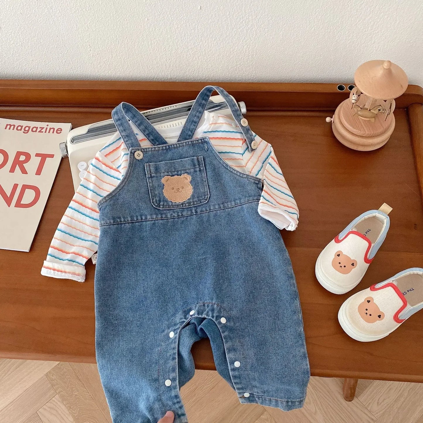 2025 Autumn Korean Baby Boys Girls Pants Cartoon Jeans Overalls Cute Bear Infant Toddler Kids Cotton Suspender Denim Jumpsuit