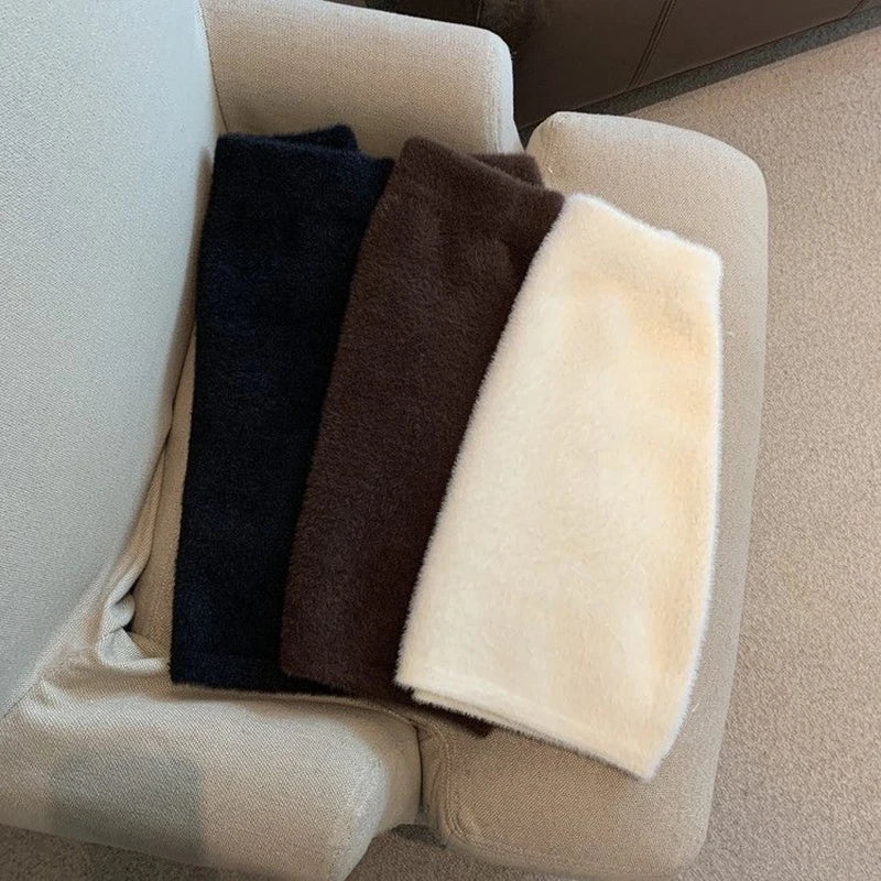 Autumn Winter Cute Mini Skirt Women Furry Soft Vintage High Waist A Line Skirt Korean Fashion Sweet All Match Hip Wrap Skirt New