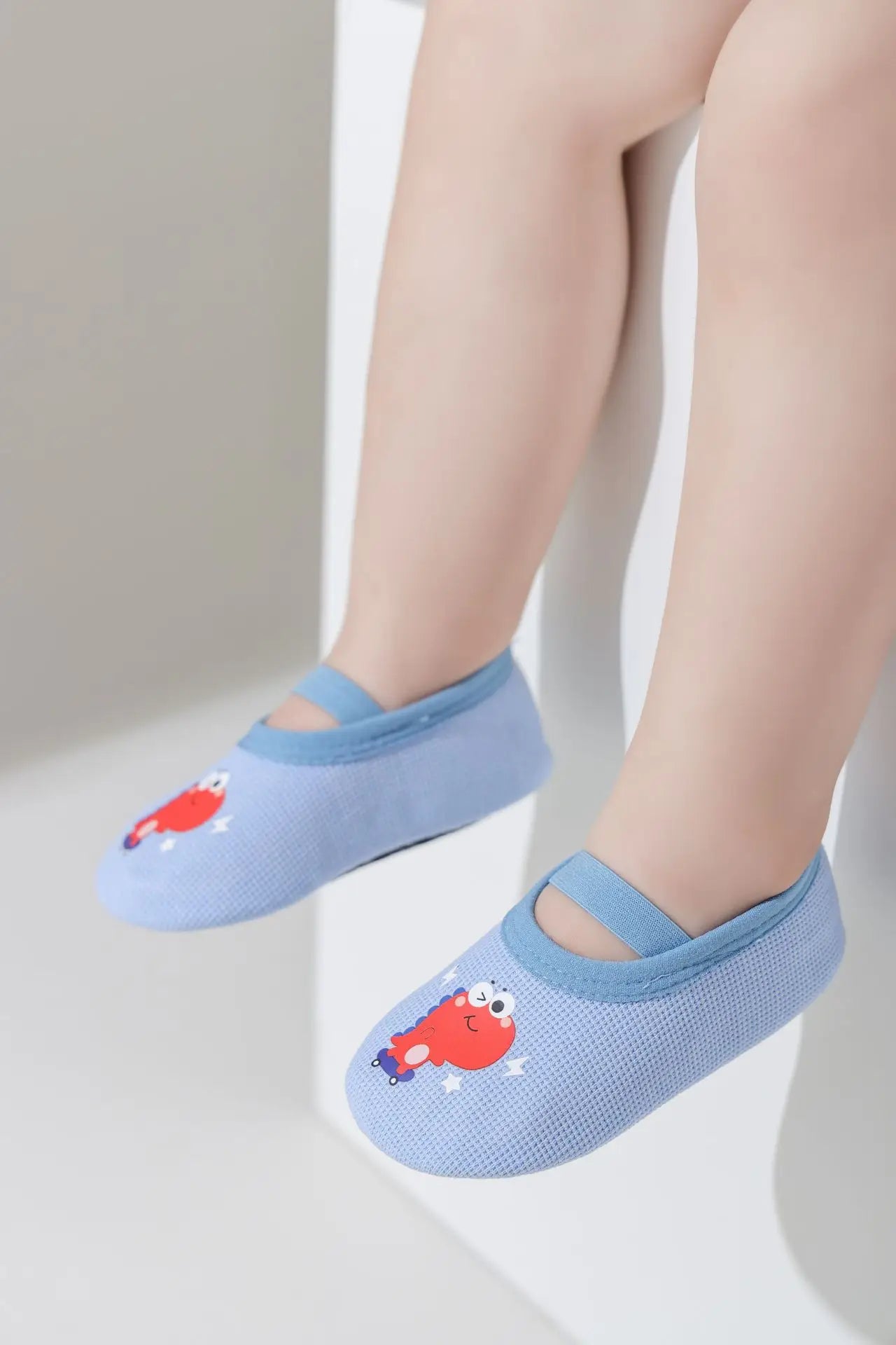 Baby Non-slip Socks Children Indoor Warm Floor Shoes Boys and Girls Toddler Shoes Amusement Park Kindergarten Non-slip