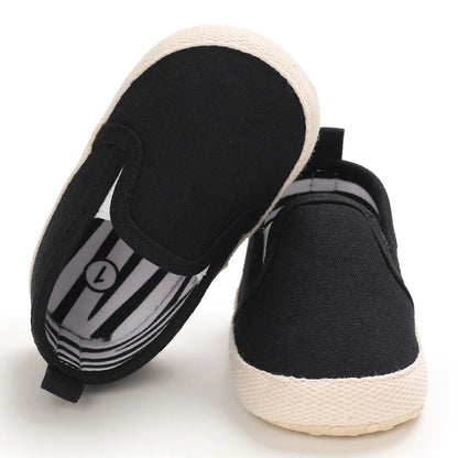 Spring and Autumn Fashion Canvas Baby Shoes for Boys and Newborns Soft Sole Non slip Walking Shoes for Preschool Children
