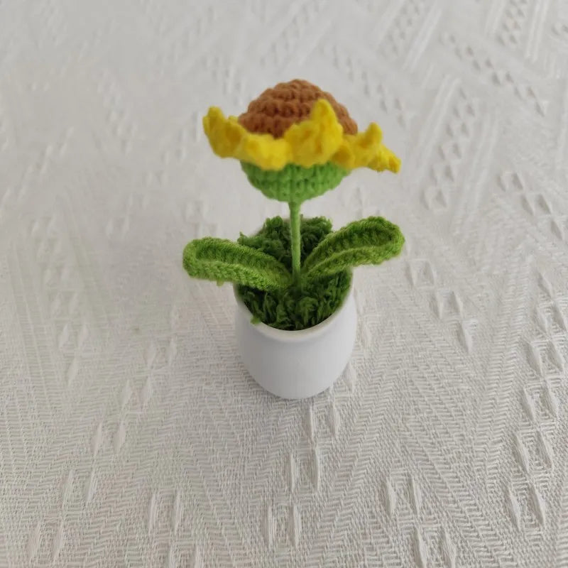 Handmade yarn, hooks, flowers, sunflowers, potted plants, home décor, wedding decorations, holiday gifts
