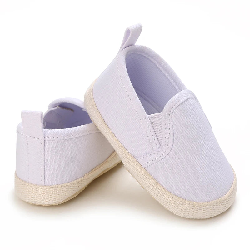 Spring and Autumn Fashion Canvas Baby Shoes for Boys and Newborns Soft Sole Non slip Walking Shoes for Preschool Children