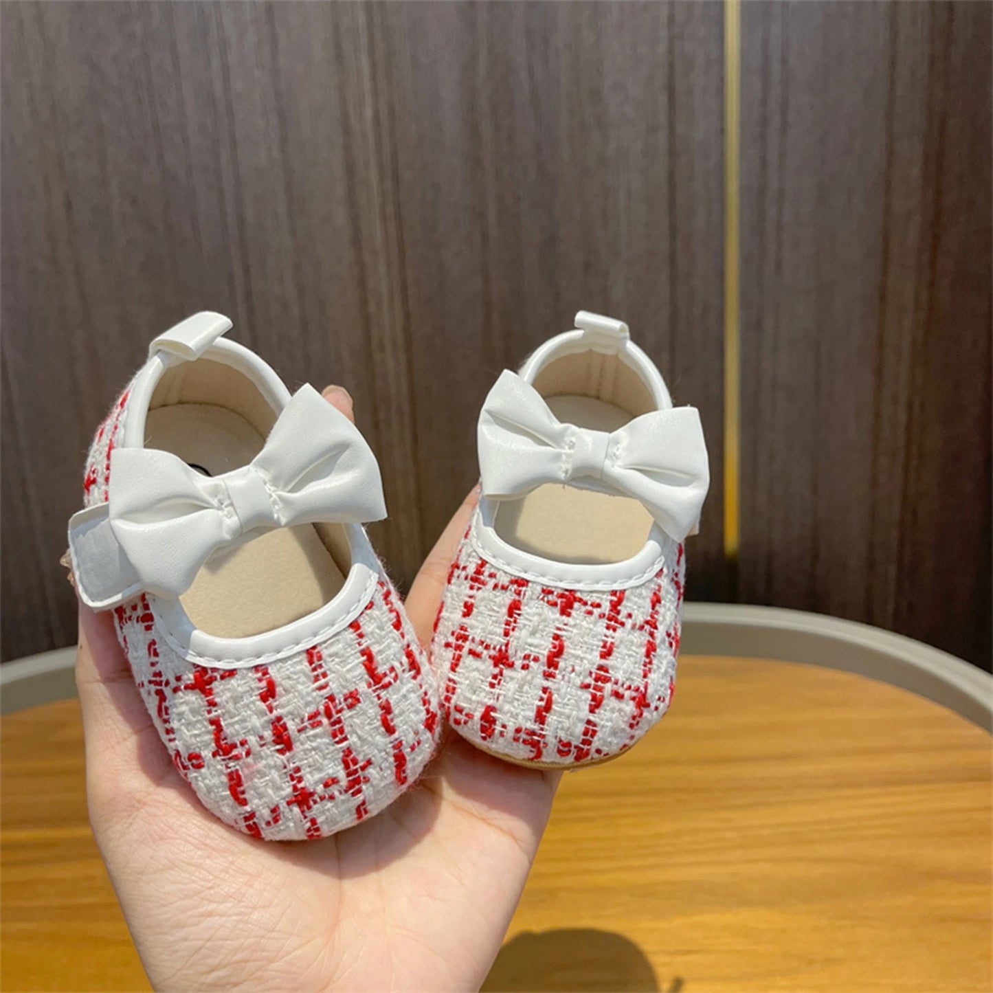 Cute Baby Girls Shoes Princess Infant Mary Jane Flats ﻿Crib Shoes Dress Shoes Non-Slip Pre walkers Shoes for Infants