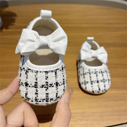 Cute Baby Girls Shoes Princess Infant Mary Jane Flats ﻿Crib Shoes Dress Shoes Non-Slip Pre walkers Shoes for Infants