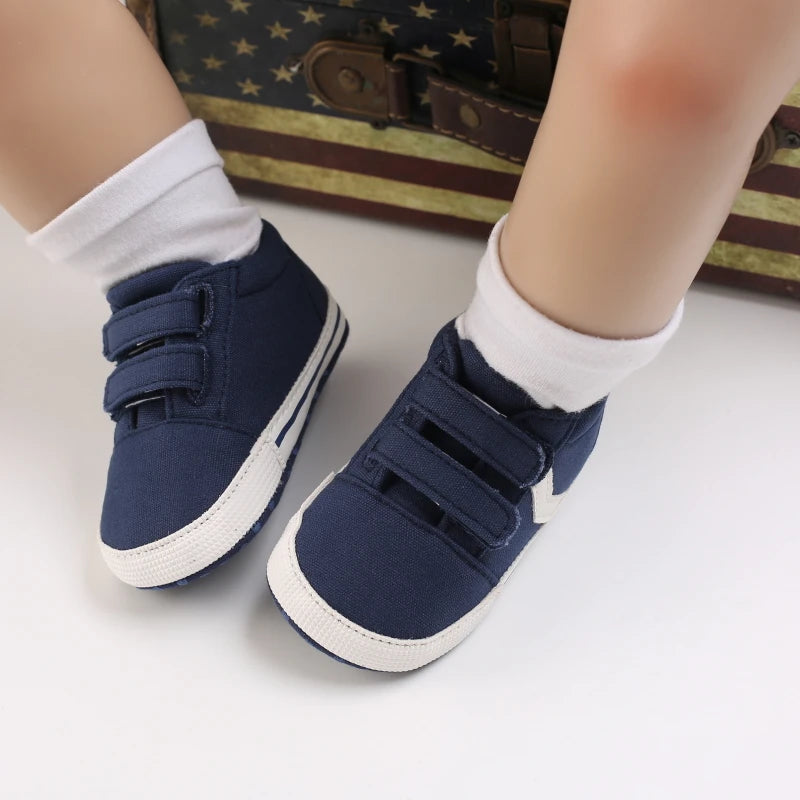 Hot Selling Baby Shoes Classic Soft Sole Shoes Newborn Casual Fashion Sports Shoes Infant Toddler  Solid Color Strips Crib Shoes