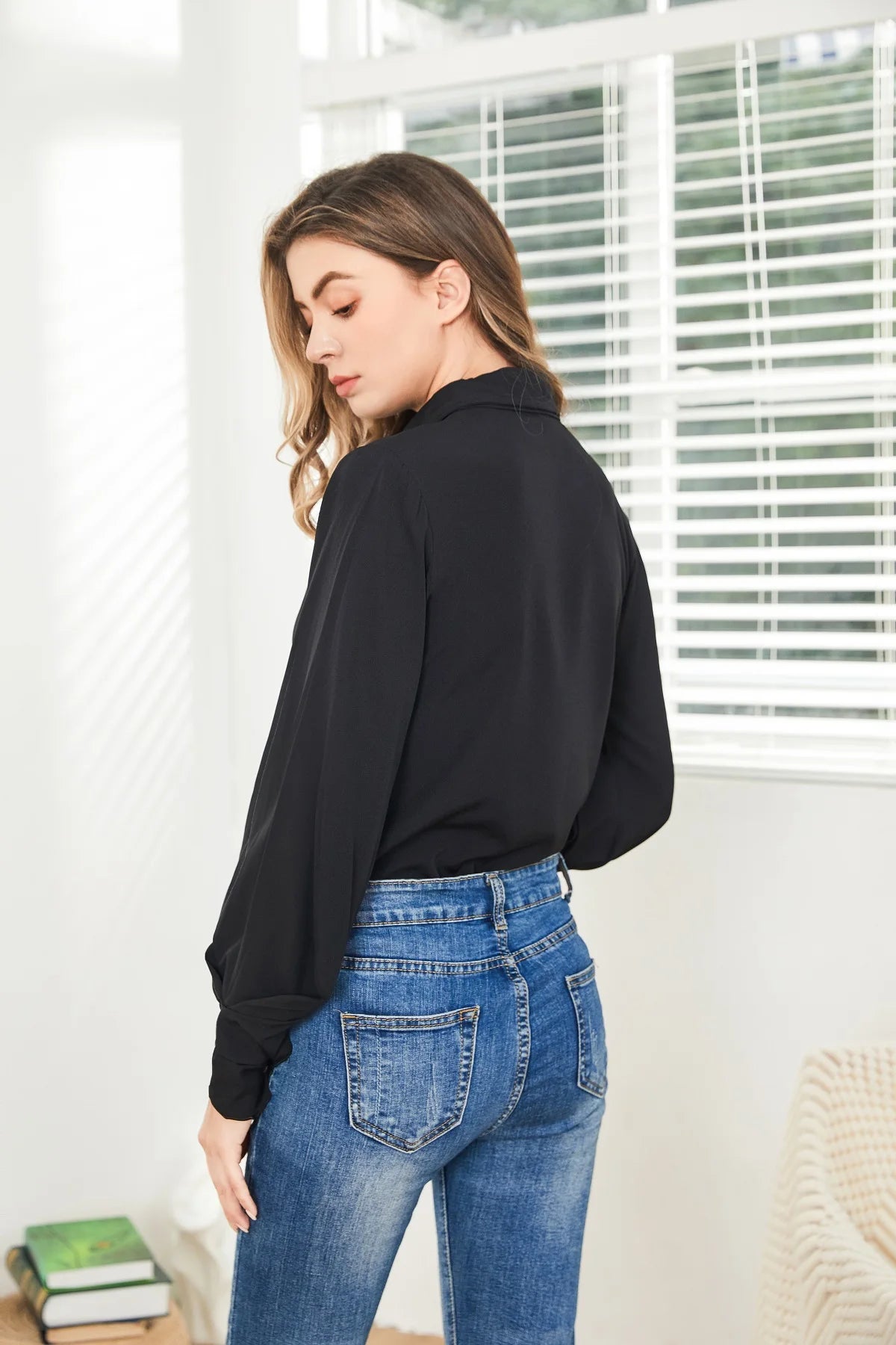 Lantern Sleeves Vintage Shirts Women Elegant White Women's Blouse with Lush Sleeves 2025 Fashion Button Up Shirt Black dropship