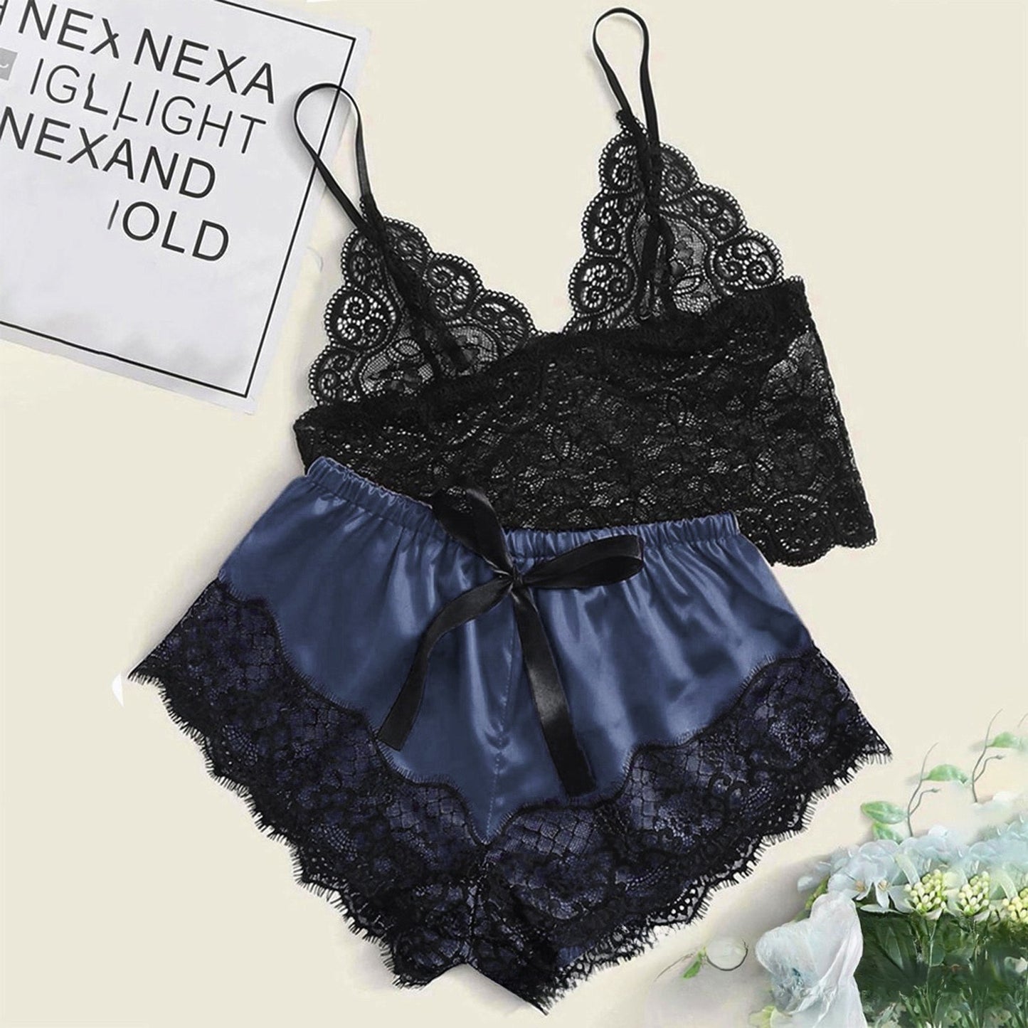 Women's Sexy Lace Sleepwear Lace Necklacing Lingerie Sleeveless V-Neck Baby doll Pajamas Set Lingerie Tops Shorts Set Nightwear
