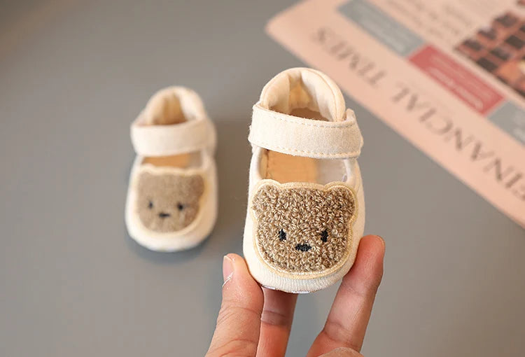 2025 New Toddler Newborn Baby Shoes Boys' Girls' Slippers Pre walker Casual Shoes  Winter Small Animals First Walkers
