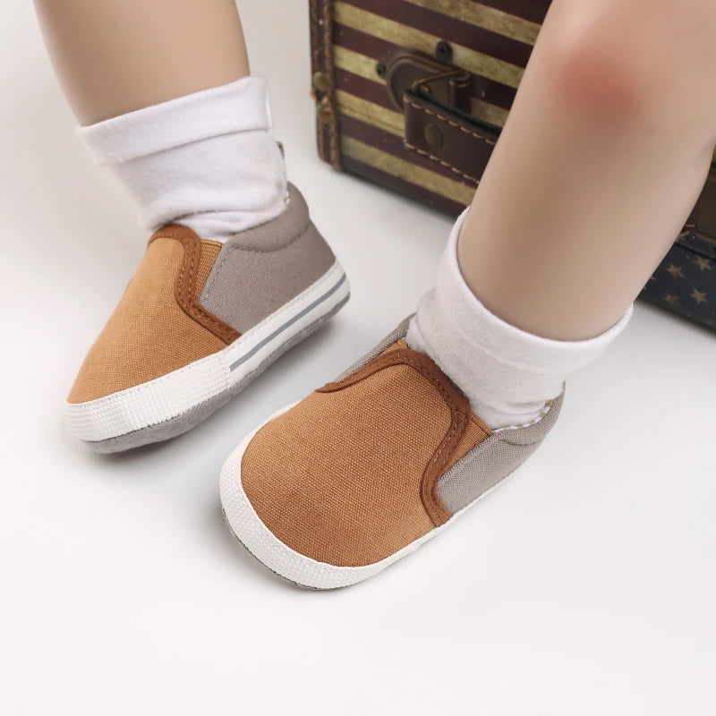 New Baby Boys Casual Canvas Shoes with Cotton Non slip Soft Sole for Infants and Toddlers The First Walking Shoe for Children