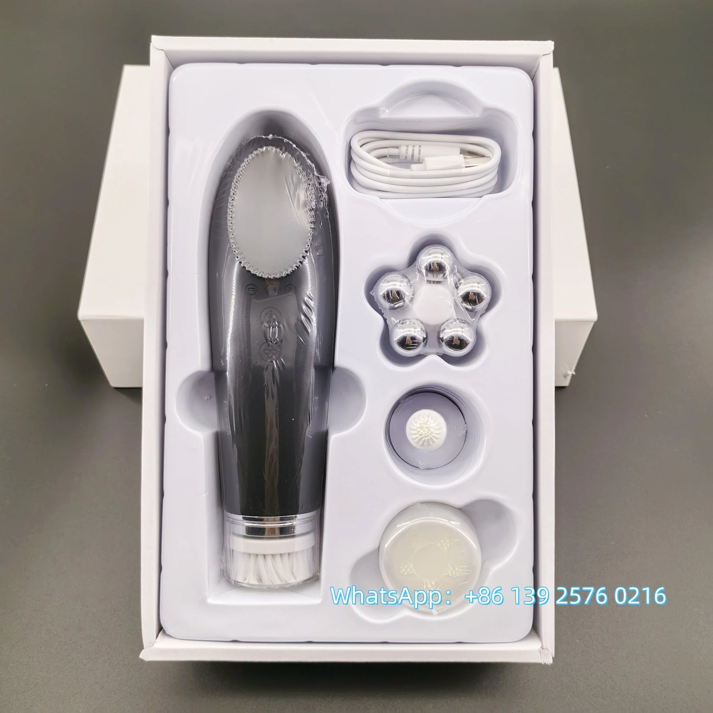 Beauty 4 in 1 Facial Skin Lifting Device Face Brush Cleanser Electric Silicone Facial Cleaning Brush for Deep Cleaning