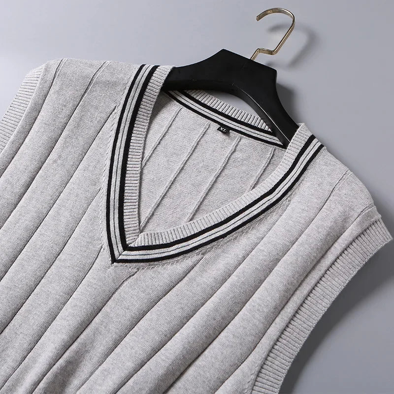 Winter Men Knit Vest Casual Knitted Sweater Cotton Waistcoat v-Neck Knitwear Men's Slim Fit Striped Sweater Vest Man Clothing