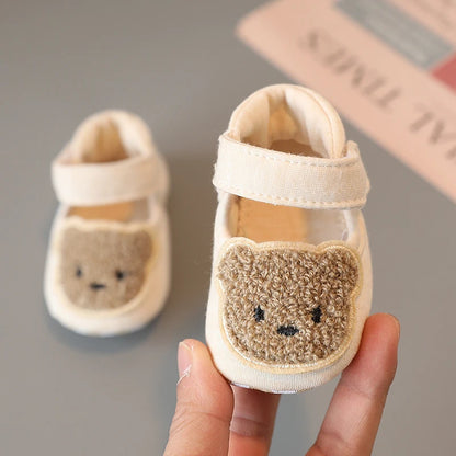 2025 New Toddler Newborn Baby Shoes Boys' Girls' Slippers Pre walker Casual Shoes  Winter Small Animals First Walkers